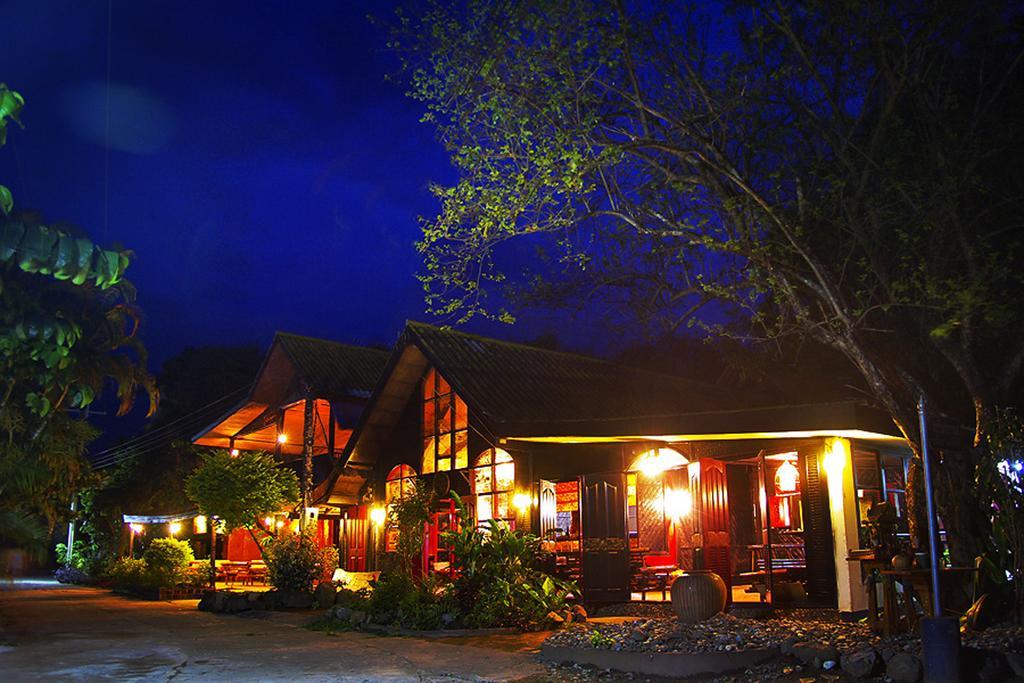 Mae Ai Areeya Phuree Resort Thaton מראה חיצוני תמונה