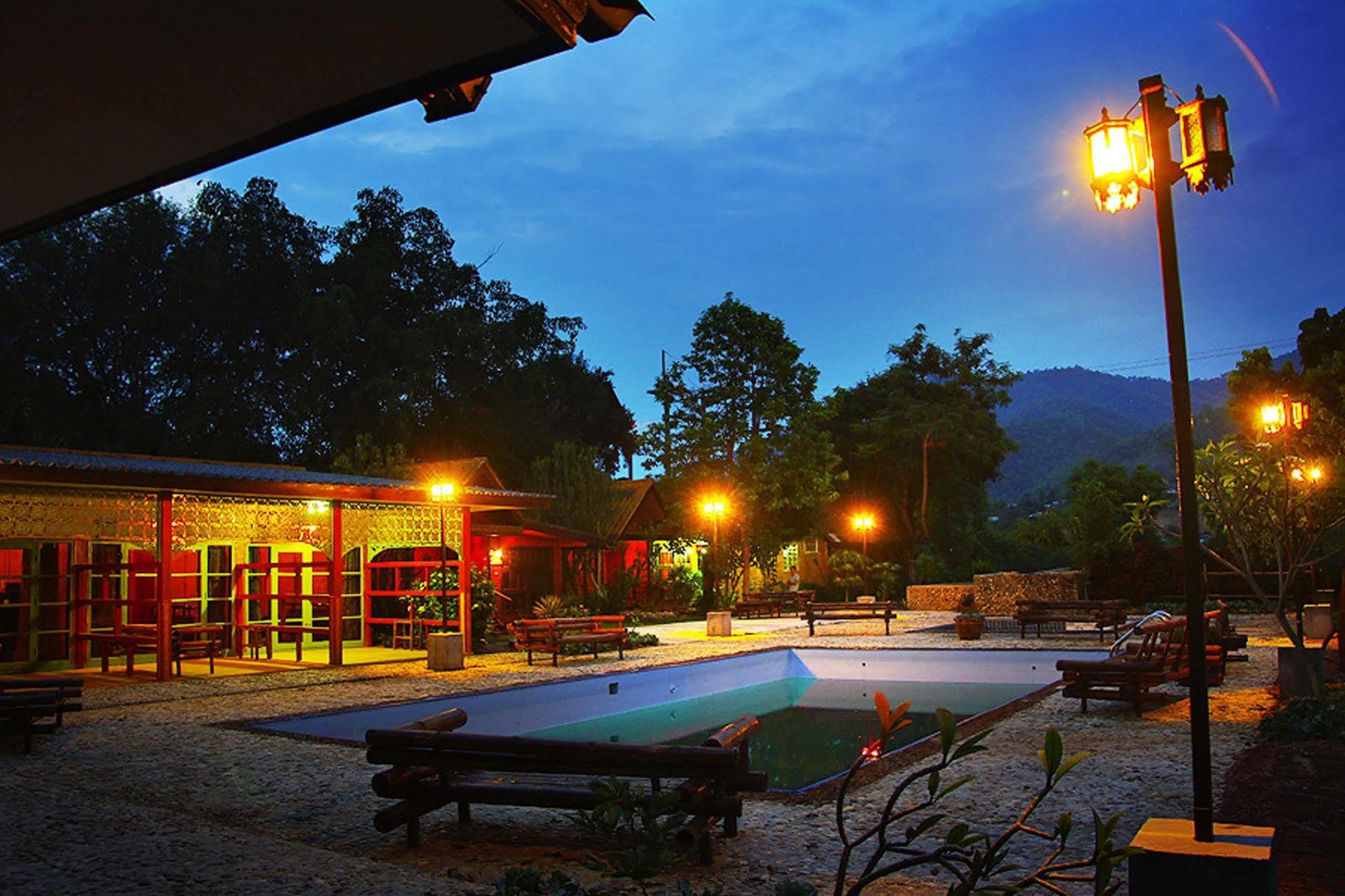 Mae Ai Areeya Phuree Resort Thaton מראה חיצוני תמונה